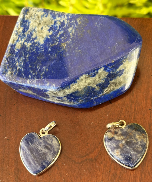 sodalite said to enhance self-esteem, communication and creativity