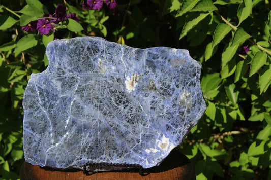 Sodalite crystal properties known for enhancing self-esteem and communication