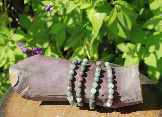 Bracelet - Bloodstone Crystal Stone is a stone known of courage and wisdom, noble sacrifice, and altruistic character.